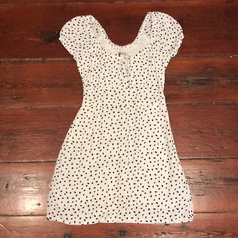 Abercrombie & Fitch Black/White Dotted Sundress